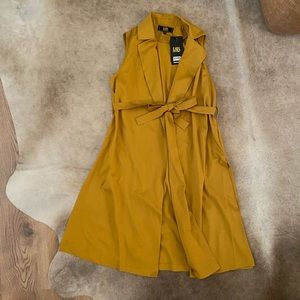 L&B Long Vest. NWT. Size S